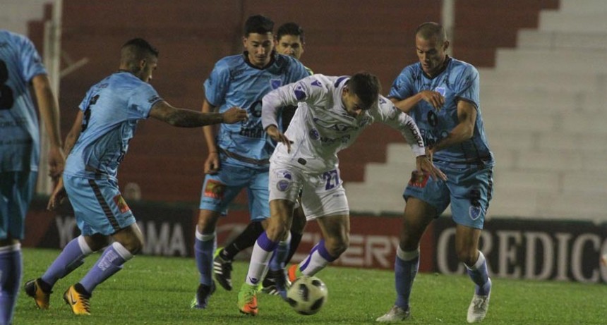 Defensores Unidos dio la sorpresa ante Godoy Cruz