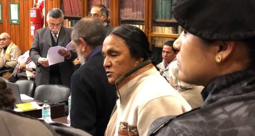 Milagro Sala fue encontrada inconsciente en la casa donde cumple prisi&oacute;n domiciliaria