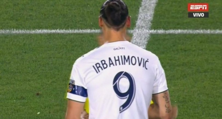 El error en la camiseta de Zlatan Ibrahimovic y el desaf&iacute;o viral