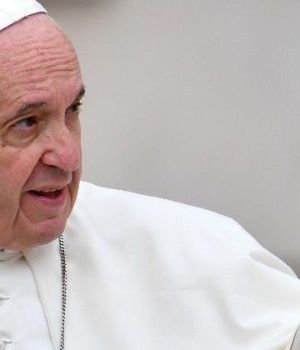 Francisco: "Los pobres pagan el precio m&aacute;s alto de las devastaciones ambientales"