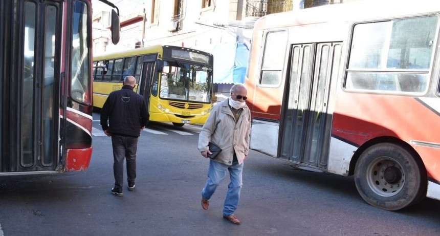 El paro de colectivos ser&aacute; por tiempo indeterminado
