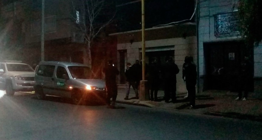 Fiestas clandestinas: c&oacute;mo act&uacute;a la Municipalidad ante una denuncia