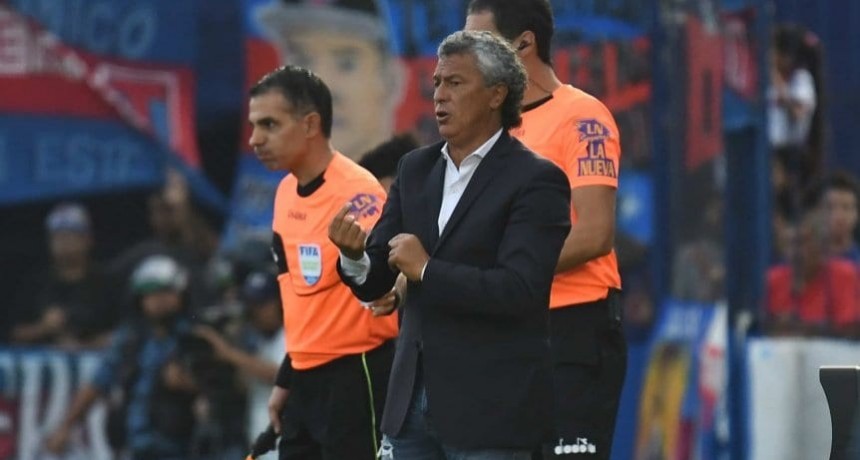 N&eacute;stor Gorosito continuar&aacute; como t&eacute;cnico de Tigre