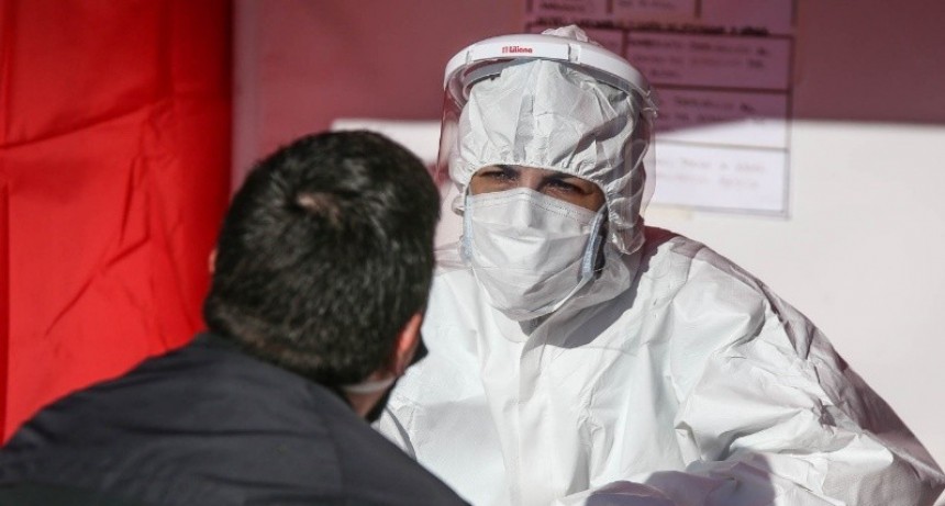 Jornada r&eacute;cord con 40 casos en Rosario y nuevo deceso en la provincia