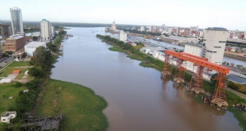 Assa preve usar plataformas flotantes para la extracci&oacute;n de agua