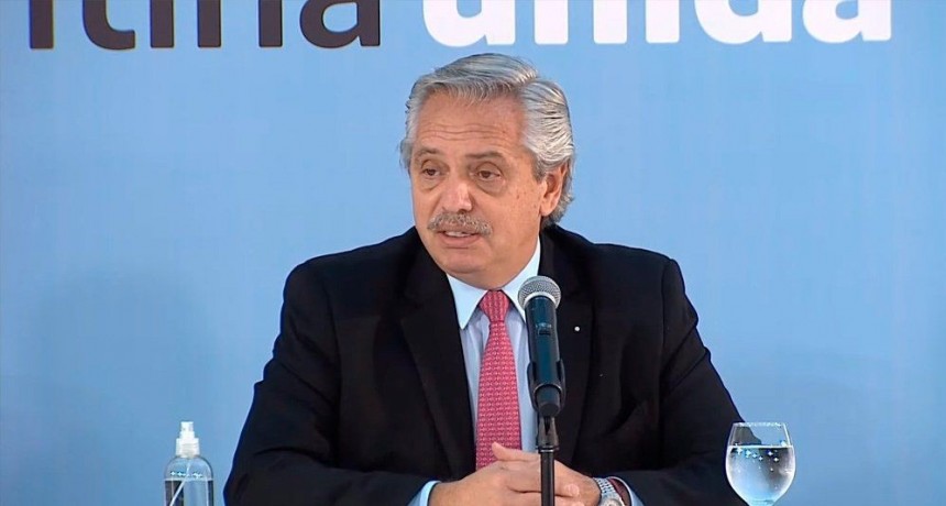 Alberto Fern&aacute;ndez: Todos los que son precandidatos deben dejar sus cargos