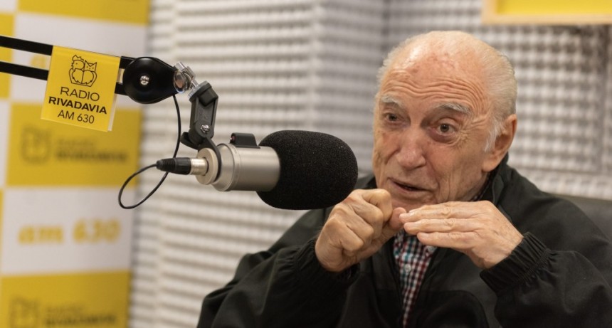 Muri&oacute; a los 90 a&ntilde;os Cacho Fontana, una voz irrepetible de la radio y la televisi&oacute;n argentina