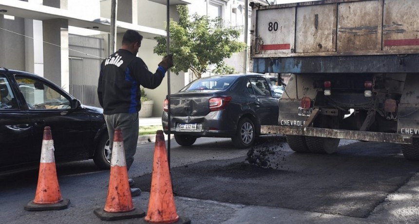 Trabajos de bacheo, iluminaci&oacute;n y arbolado previstos para este mi&eacute;rcoles