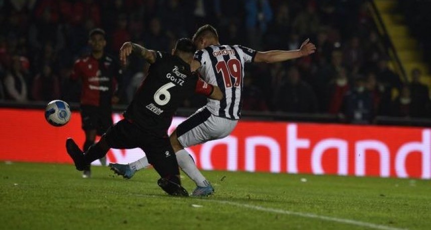 Col&oacute;n perdi&oacute; con Talleres y qued&oacute; eliminado de la Copa Libertadores