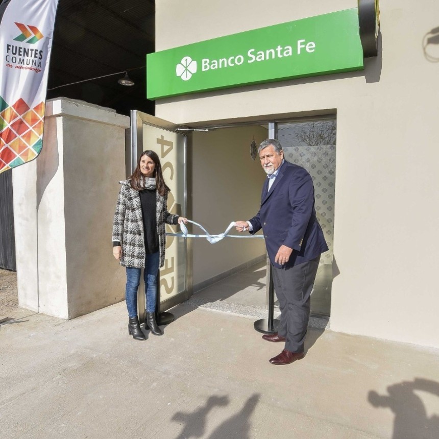 Banco Santa Fe inaugura cajeros autom&aacute;ticos en diversas localidades de la provincia