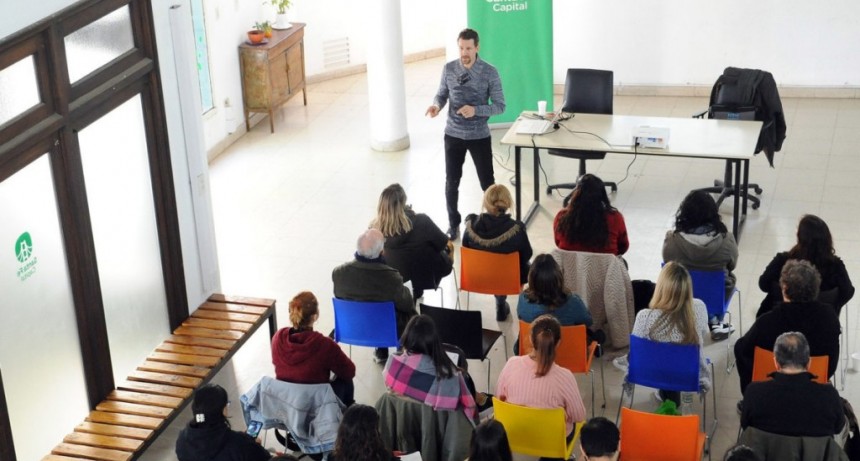 Preinscripci&oacute;n a capacitaciones laborales en empleos digitales