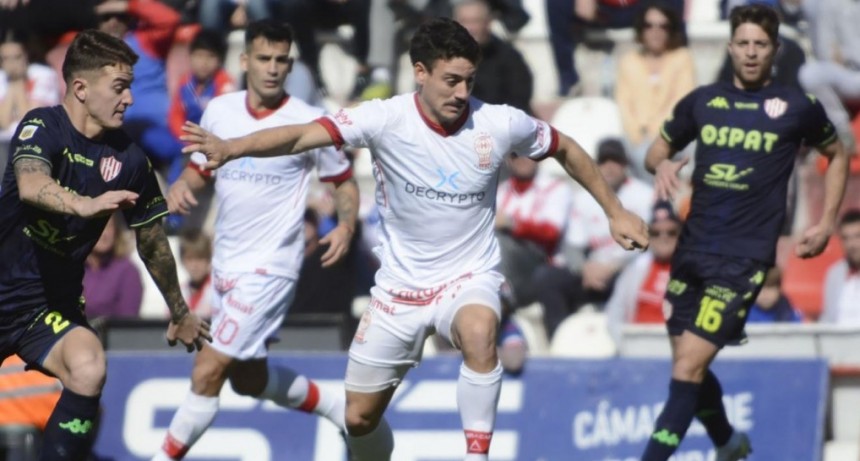 Uni&oacute;n y Hurac&aacute;n empataron y perdieron la chance de ser punteros