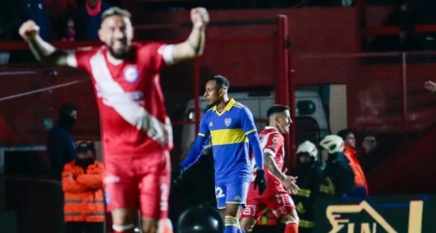 Argentinos Juniors le ganó a Boca y se subió a lo más alto de la Liga Profesional