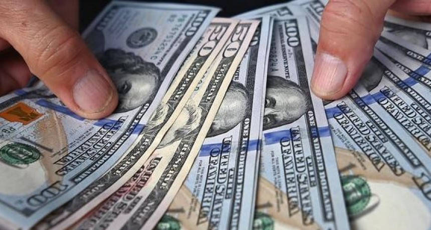 El d&oacute;lar blue lleg&oacute; a $317, en otro r&eacute;cord hist&oacute;rico