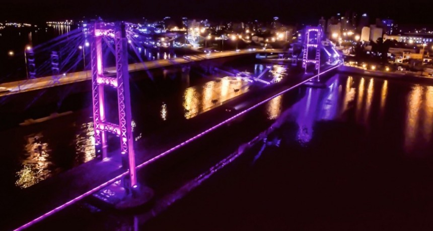 Despu&eacute;s de varias semanas a oscuras, volvi&oacute; la luz al Puente Colgante