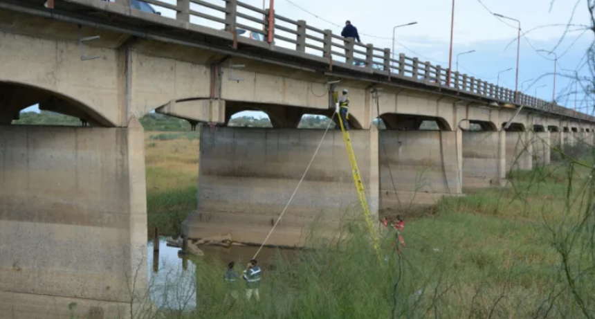 Restricci&oacute;n de tr&aacute;nsito por arreglos de la grieta en el Carretero