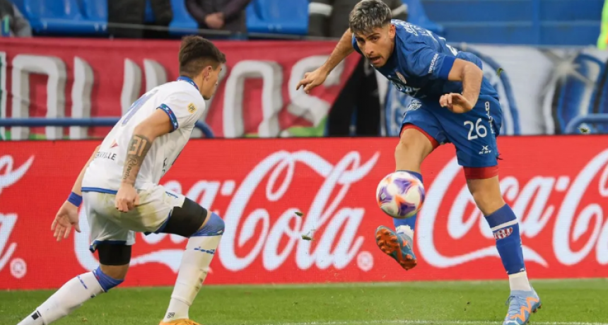 V&eacute;lez y Uni&oacute;n igualaron sin goles en el Jos&eacute; Amalfitani, en un encuentro vital por la permanencia.