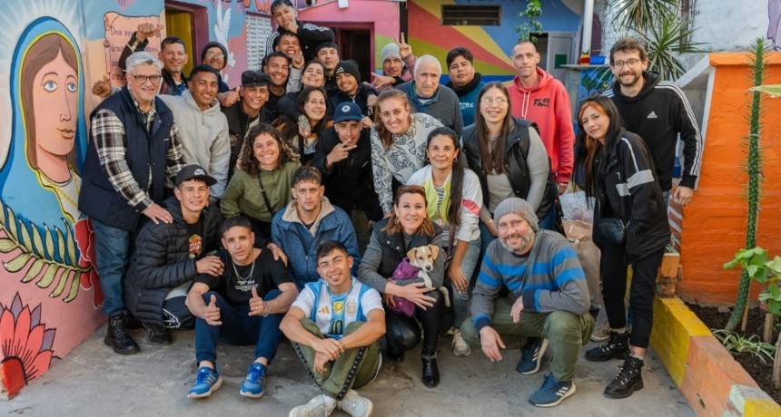 Enorme respuesta de los santafesinos para ayudar a pasar el invierno a personas en situaci&oacute;n de calle