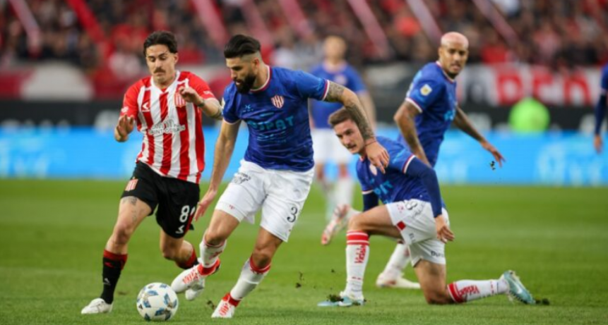 Uni&oacute;n no pudo romper el cero y se trajo un empate de La Plata