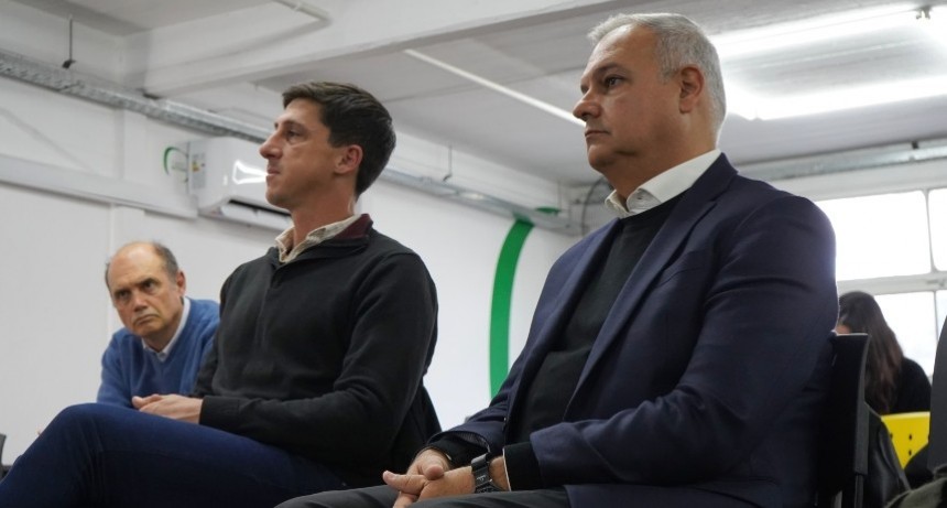 Pablo Far&iacute;as destac&oacute; la importancia de incorporar la cuesti&oacute;n ambiental y el cambio clim&aacute;tico, y los tratados internacionales a la nueva Constituci&oacute;n de Santa Fe