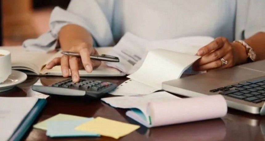 Monotributo e Impuesto a las Ganancias: c&oacute;mo quedar&aacute;n las escalas, el m&iacute;nimo no imponible y las cuotas