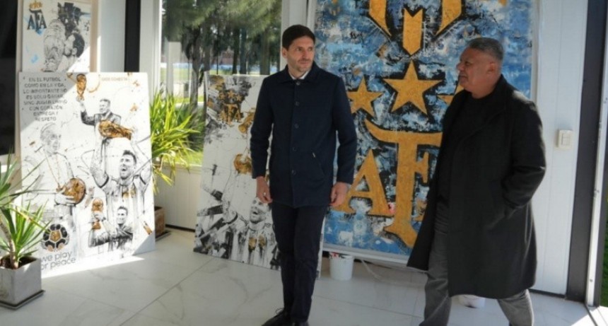 Pullaro se reuni&oacute; con Chiqui Tapia en el predio de la AFA por los Juegos Suramericanos 2026