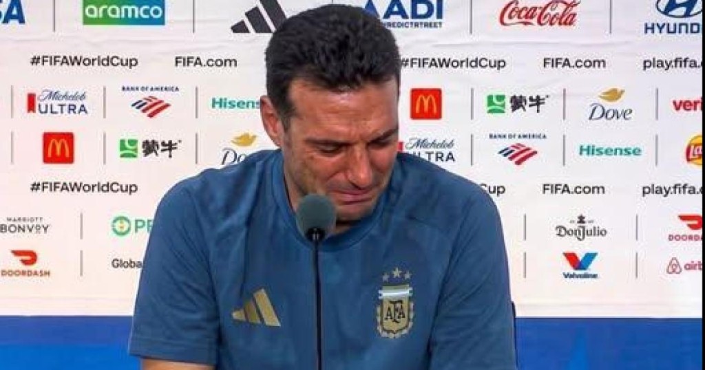 Lionel Scaloni, entre l&aacute;grimas, puso en duda su continuidad en la selecci&oacute;n argentina: "Voy a tomarme este tiempo para pensar"