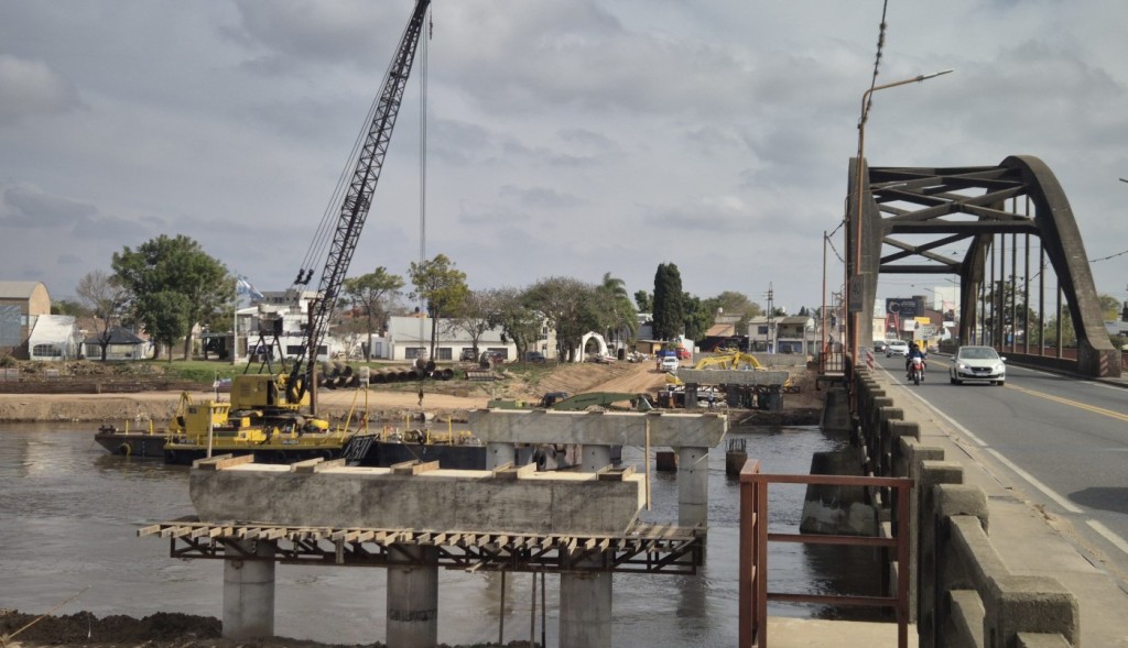 Nuevo Puente Carretero: ya se construyen los &uacute;ltimos pilotes del lado de Santo Tom&eacute;