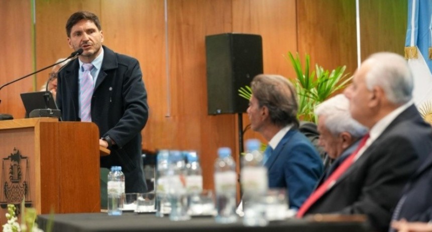 Pullaro inaugur&oacute; junto a la Corte un nuevo edificio de Justicia, critic&oacute; dos ausencias y dijo: 