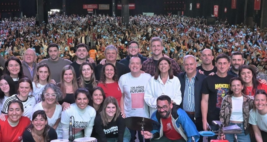 Desde Rosario, el Socialismo se mostr&oacute; fuerte, unido y en carrera hacia 2027