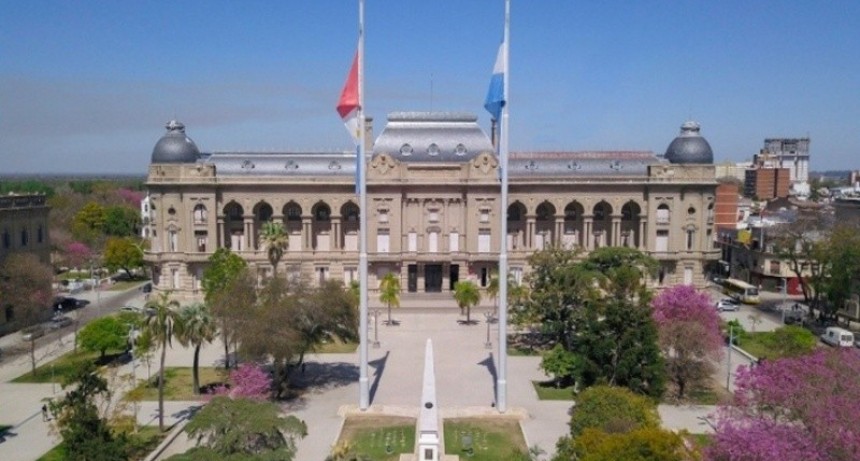 El Gobierno otorgar&aacute; por decreto el aumento salarial a los gremios provinciales