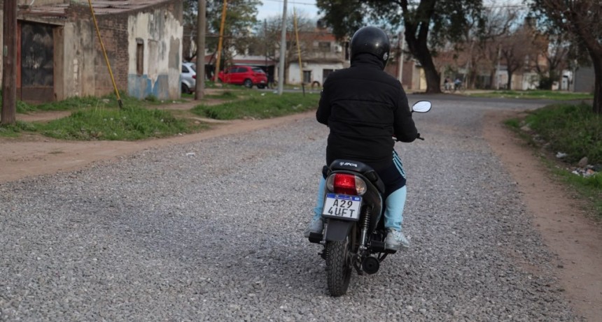 Santa Fe sum&oacute; otras 114 cuadras de estabilizado p&eacute;treo