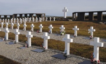 Finalizaron los trabajos para identificar a los argentinos NN sepultados en Malvinas