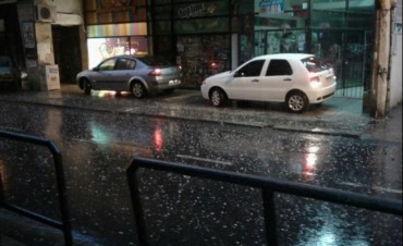 Alerta por tormentas fuertes y posible ca&iacute;da de granizo