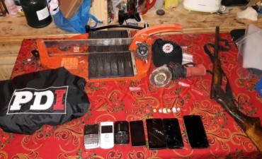 Diez allanamientos en Santa Fe: 5 detenidos, secuestro de armas y drogas