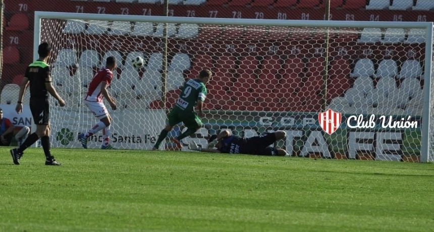 Uni&oacute;n, eliminado de la Copa Santa Fe