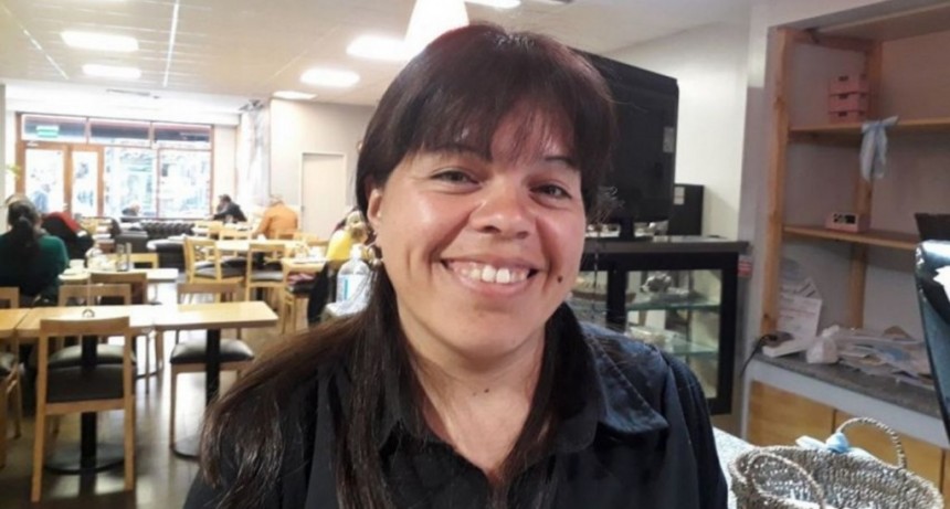 Una moza encontr&oacute; una billetera con un cheque de casi $2 millones y la devolvi&oacute;