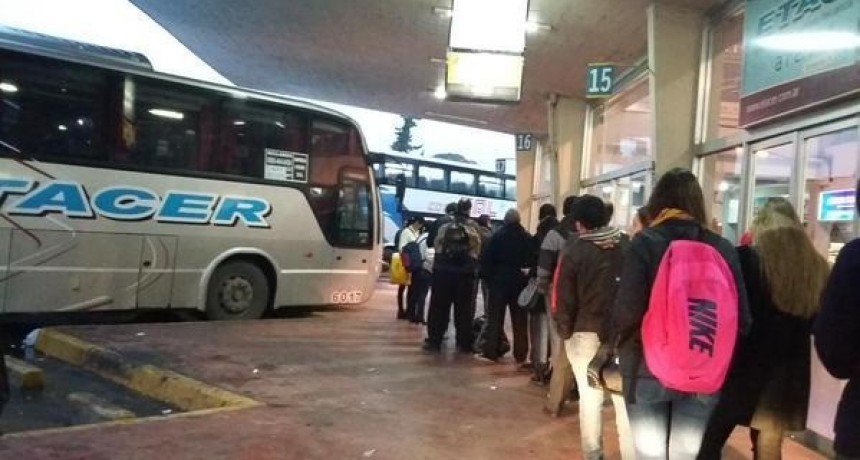 Aumenta el pasaje del servicio de transporte entre Santa Fe y Paran&aacute;