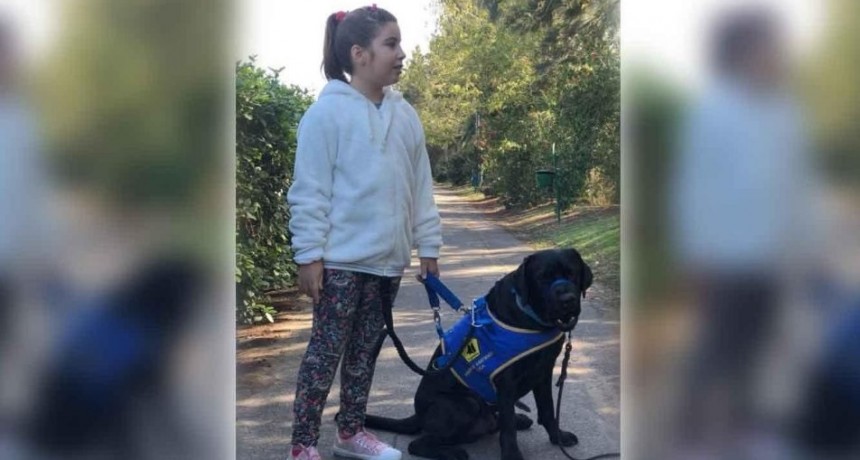 Echaron de un restaurante a una nena de 8 a&ntilde;os por entrar con su perro de asistencia