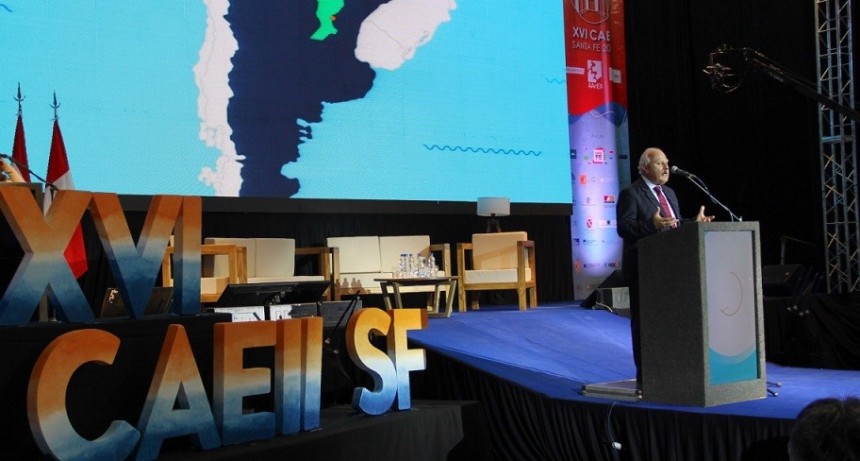 Lifschitz particip&oacute; de la apertura del 16&deg; congreso argentino de estudiantes de ingenier&iacute;a industrial