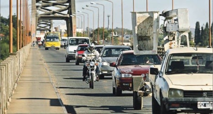 Comienzan las tareas de mantenimiento sobre el Puente Carretero
