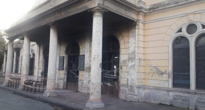 Funcionarios municipales recibieron a representantes del Centro Cultural El Birri
