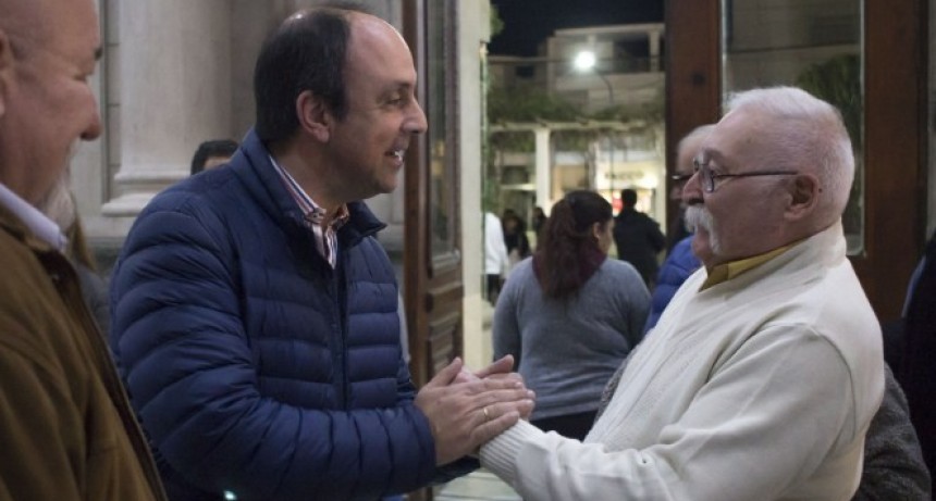 Corral estuvo presente en la Fiesta de las Colectividades