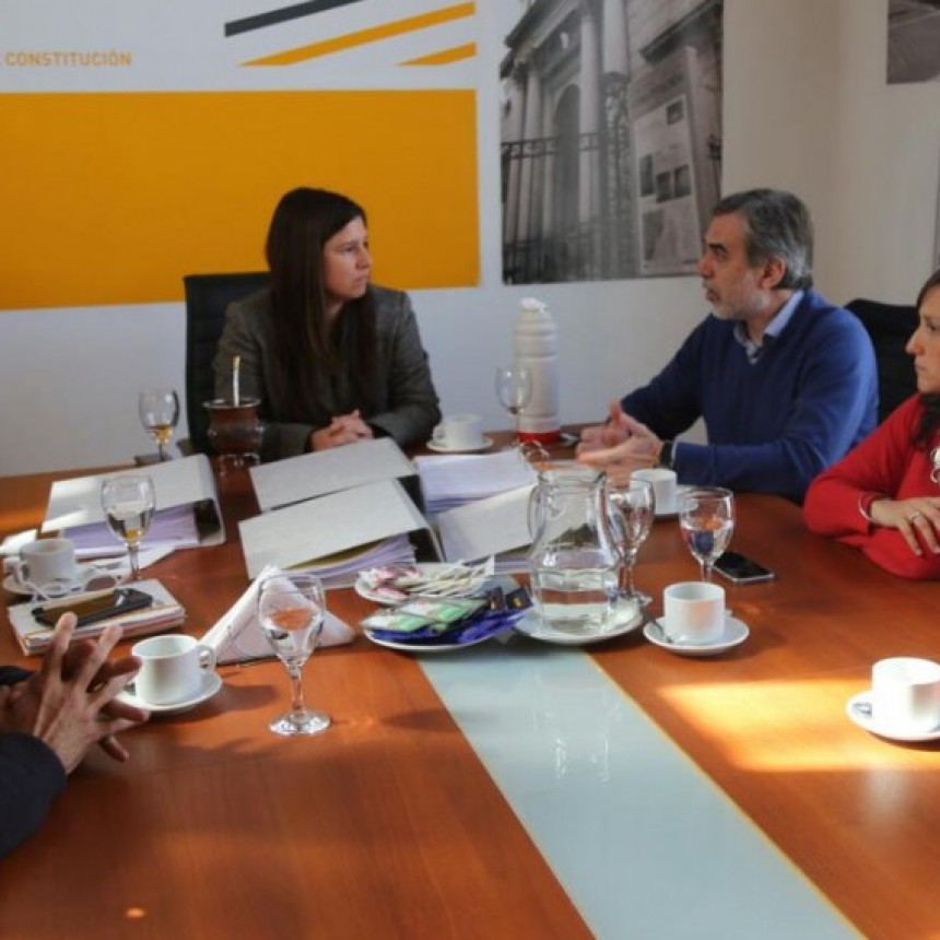 `La gesti&oacute;n actual debe pagar sus deudas y terminar las obras�