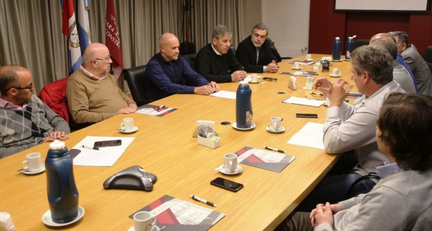 Emilio Jat&oacute;n se reuni&oacute; con las autoridades de la C&aacute;mara Argentina de la Construcci&oacute;n