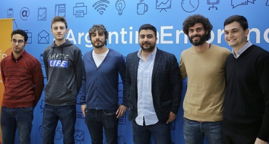 Funcionarios se reunieron con los ganadores de Santa Fe Emprende