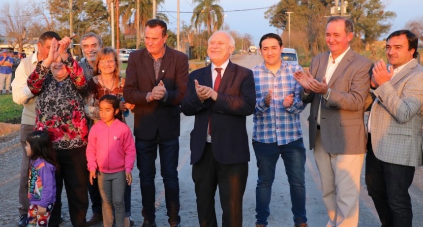 Lifschitz inaugur&oacute; obras de mejoras y anunci&oacute; la construcci&oacute;n de viviendas en Recreo