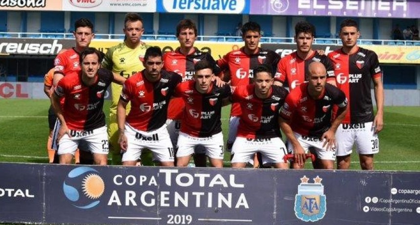 Colón goleó a Sol de Mayo y avanza en la Copa Argentina