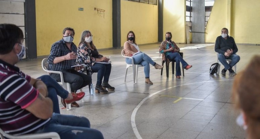 La Municipalidad mantiene reuniones con las vecinales por distritos