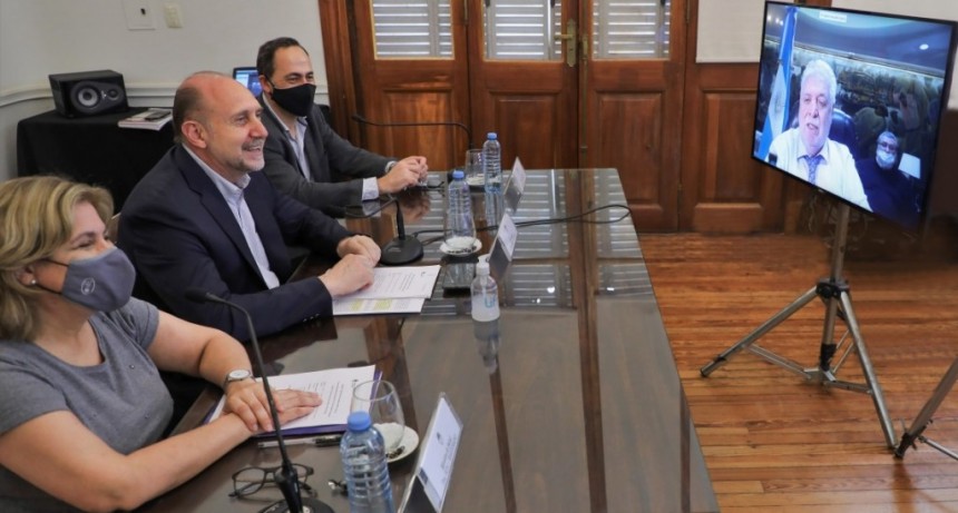 Perotti y Gin&eacute;s Gonz&aacute;lez Garc&iacute;a firmaron un convenio de articulaci&oacute;n entre Naci&oacute;n y el Iapos